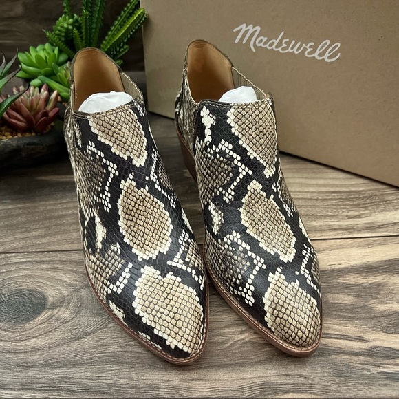 NIB Madewell Sonia Low Chelsea Western Ankle Bootie Snake Embossed Leather 8 - Picture 2 of 12